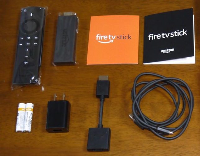 Fire TV Stickの使い方～テレビとの接続と設定方法解説！Wi-FiやNetflixの設定も紹介！